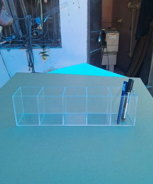 Acrylic Pen Stand